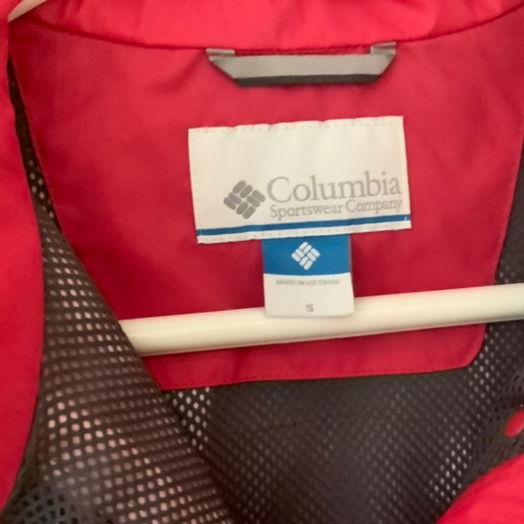 Womens Columbia Rain Coat - Picture 3 of 3